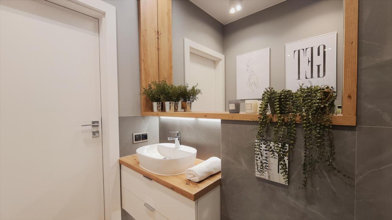 Apartamenty Nadjeziorne Z Tarasem Na Dachu Ełk Dış mekan fotoğraf